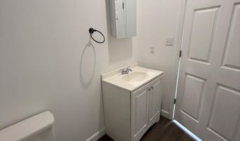 4050 Ninth St, Bay St. Louis, MS 39520