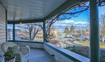 19 Gresham St, Ashland, OR 97520