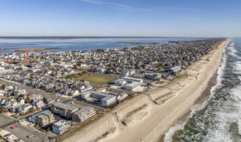 204 Atlantic Ave 202, Beach Haven, NJ 08008