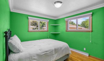 2700 N LILLIAN Ct, Appleton, WI 54911
