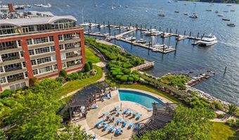 341 Thames St 103, Bristol, RI 02809