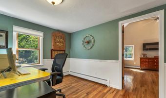 212 Wentworth Rd, Brookfield, NH 03872