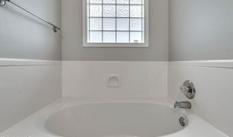 619 Shadowridge Dr, Brandon, MS 39047