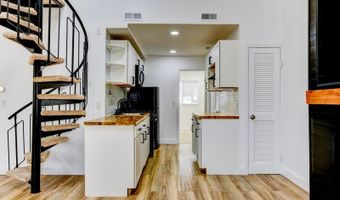 3 Powderhorn Ct 2, Alloway, NJ 07462