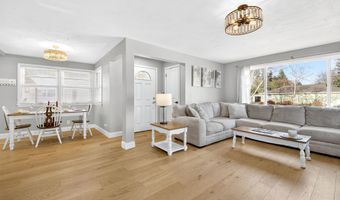 1119 W GLENDALE Ave, Appleton, WI 54914