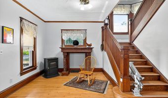 415 E SPRING St, Appleton, WI 54911