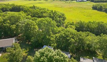 636 Dublin Dr, Andover, KS 67002