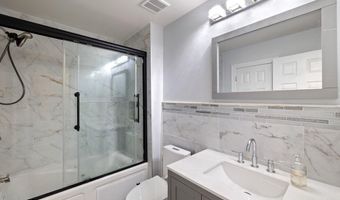 11 Potomac Ln, Albrightsville, PA 18210