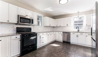 97 Williams Ave, East Providence, RI 02914