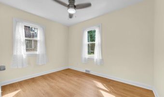3201 12TH St S, Arlington, VA 22204