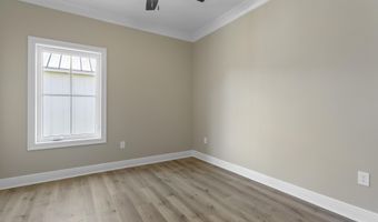143 Miramar Ave, Biloxi, MS 39530