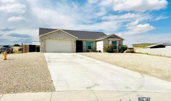832 Calamity Jane Dr, Carlsbad, NM 88220