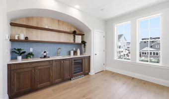 247 PINE Dr, Bayville, NJ 08721