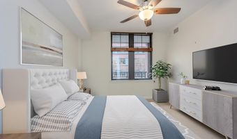 1021 N GARFIELD St 318, Arlington, VA 22201