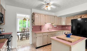 9017 Stone Rd, Algonac, MI 48001