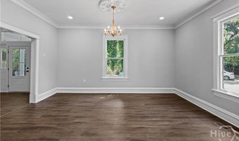 674 Dunlevie Rd, Allenhurst, GA 31301