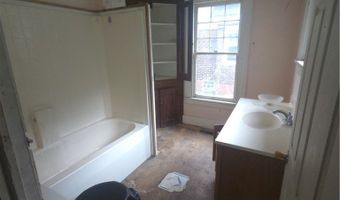 105 W Ely St, Alliance, OH 44601