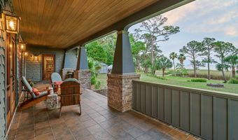 25 17th St, Apalachicola, FL 32320