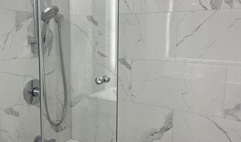 64 Queensberry 222, Boston, MA 02215
