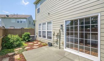 2911 Commonwealth Cir, Alpharetta, GA 30004