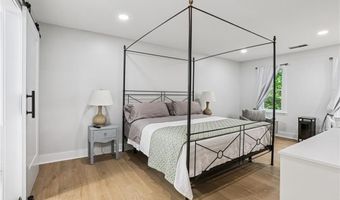 195 Wendy Hill Dr, Alpharetta, GA 30009
