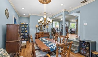 687 Hopping Rd, Belford, NJ 07718