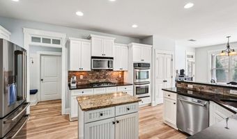 5305 Magnolia Gardens Ln NW, Acworth, GA 30101