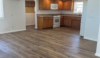 11033 Chipmunk Rd, Apple Valley, CA 92308