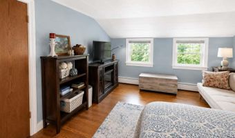 420 Augusta Rd, Belmont, ME 04952