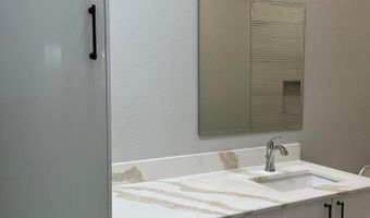 7440 E CAVE CREEK Rd 6, Carefree, AZ 85377