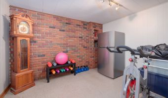 7 Robin Hill Ln, Athens, OH 45701