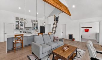800 N Main St, Cascade, ID 83611