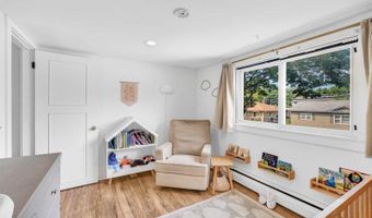 385 Essex St, Bangor, ME 04401