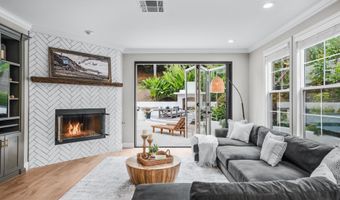 6402 Topmast Dr, Carlsbad, CA 92011