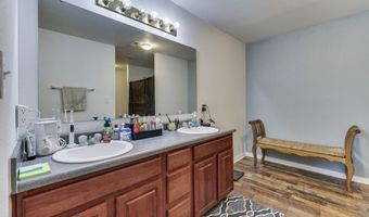 919 Angus Ln, Indianapolis, IN 46217