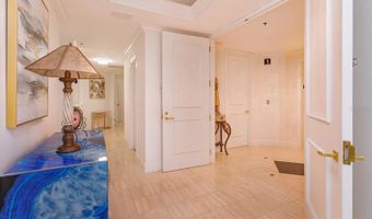 1110 W IVANHOE Blvd 9, Orlando, FL 32804