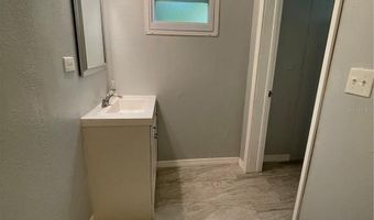 2485 HIGHLAND ACRES Dr B, Clearwater, FL 33761