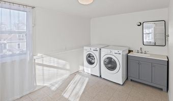 1009 Danforth St, Alton, IL 62002