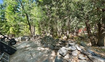 70 Barton Flats Rd, Angelus Oaks, CA 92305