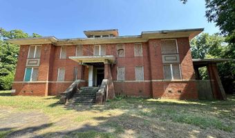 130 W Dodson St, Americus, GA 31709