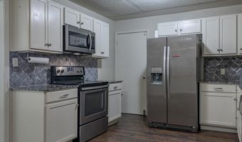 6701 NW 26th St, Bethany, OK 73008