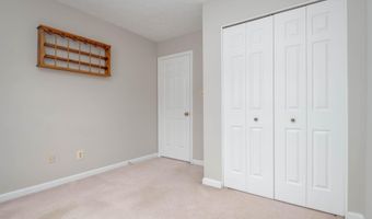13 CARRIAGE WALK Ct, Baltimore, MD 21234