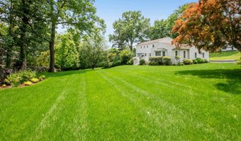 15 Wilson Ridge Rd, Darien, CT 06820