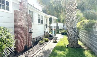 401 Porter Ave, Biloxi, MS 39530
