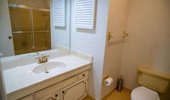 5012 LARNO Dr, Alexandria, VA 22310