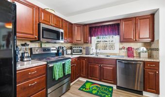 1016 Longboat Ave, Beachwood, NJ 08722