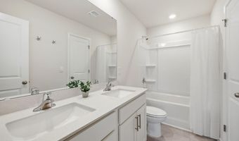 1051 Queensland Ln, Ayden, NC 28513