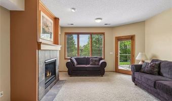 13122 Evermoor Pkwy, Apple Valley, MN 55124