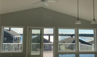 47 Tuckerman Ave, Middletown, RI 02842