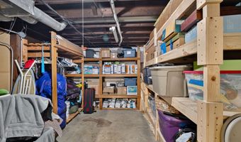 230 NW Arlan Dr, Ankeny, IA 50023